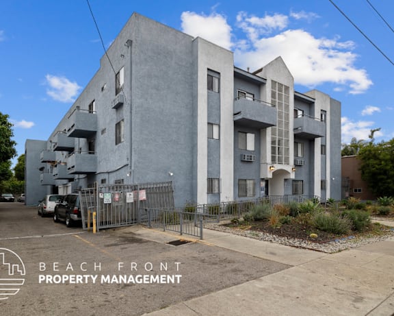 Photo Gallery Image