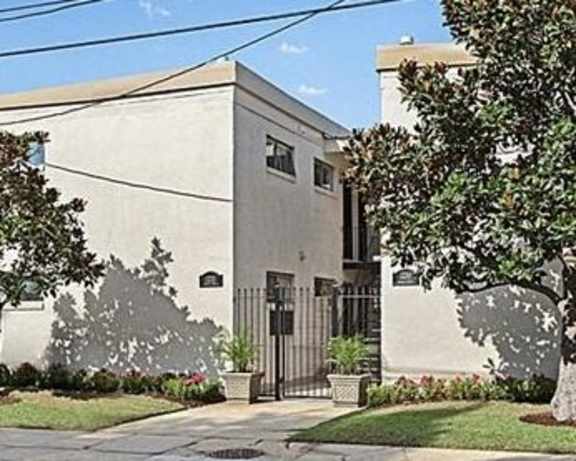 Photo Gallery Image