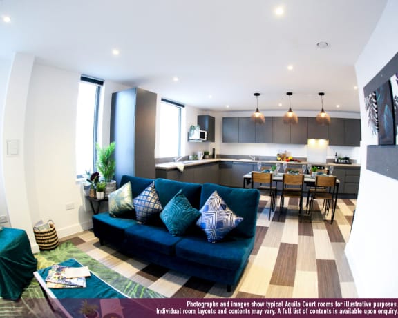 Photo Gallery Image