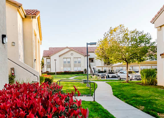 Walking Path at Legends at Rancho Belago, Moreno Valley, 92553