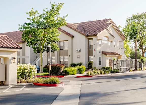 Exterior Landscape at Legends at Rancho Belago, Moreno Valley, California