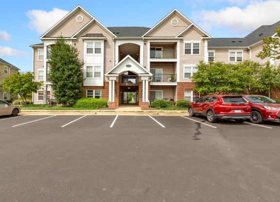 Reserved Resident Parking at The Fields of Chantilly, Chantilly, VA, 20151