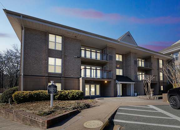 A building with a sign at Shenandoah Station Apartments, Triangle
