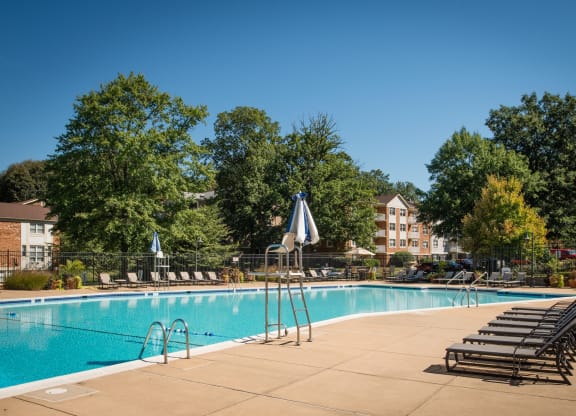 Glimmering Pool at Amberleigh, Fairfax, VA