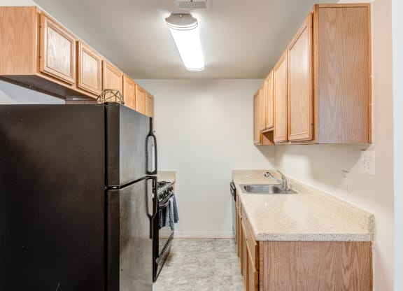 Fully Equipped Kitchen at The Fields of Alexandria, Virginia, 22304