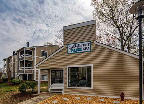 Pet Spa at Compass at City Center, Newport News, VA