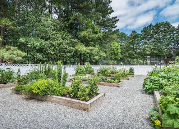 Garden View at Crestline Cary, Cary, NC 27511