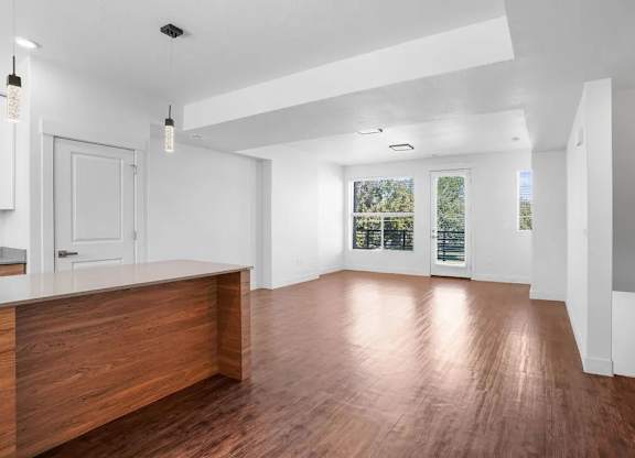 Spacious Room at Vaseo Townhomes, Utah, 84043