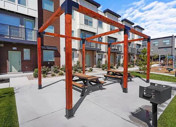 Wooden Pergola at Vaseo Townhomes, Utah