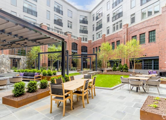 Shaded Outdoor Courtyard Area at Park Kennedy, Washington