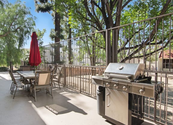 Community Grilling Station at Superior Place, California