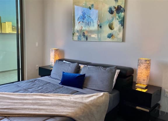Gorgeous Bedroom at The Mansfield at Miracle Mile, Los Angeles, 90036