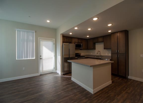 kitchen or kitchenette at 519 the great neck house at Loma Villas Apartments in San Bernardino, CA