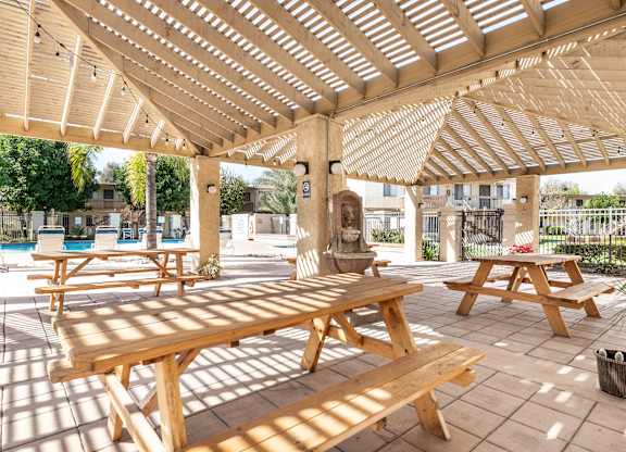 Picnic Area With Grilling Facility at Whispering Fountains Riverside, California , 92503