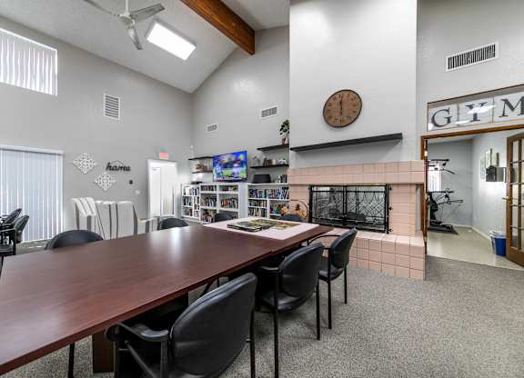 Common amenity lounge area at Whispering Fountains Riverside, Riverside