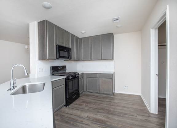 Kitchen Countertop at The Village at Caney Mills, Conroe, TX, 77303