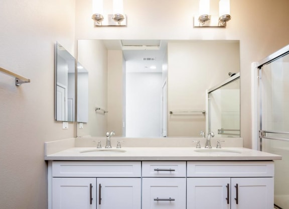 Bathroom With Vanity Lights at Ocean Air, San Diego California