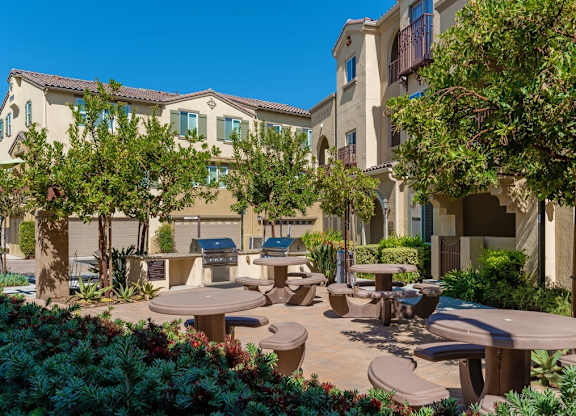 Grill Area at Tavera Apartments