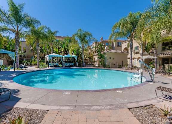 Pool at Tavera Apartments