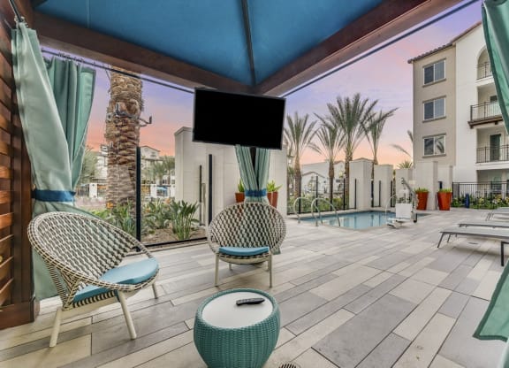 Outdoor Lounge at Sola at Pacific Highlands Ranch Apartments, San Diego, 92130