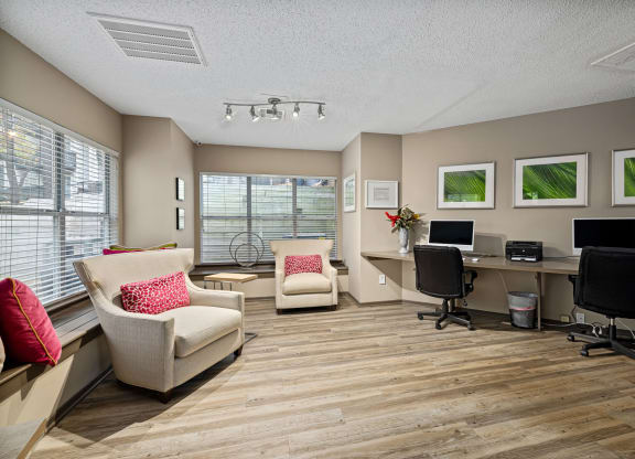 the preserve at ballantyne commons office space with chairs and a desk with computers
