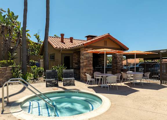 Jacuzzi and patio at Bella Terra, Vista