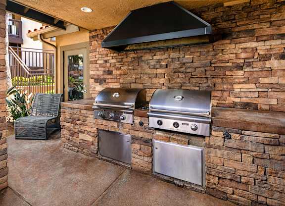 grill area at Bella Terra, Vista, CA, 92081