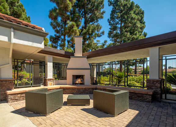 patio at Shadowridge Woodbend Apartments