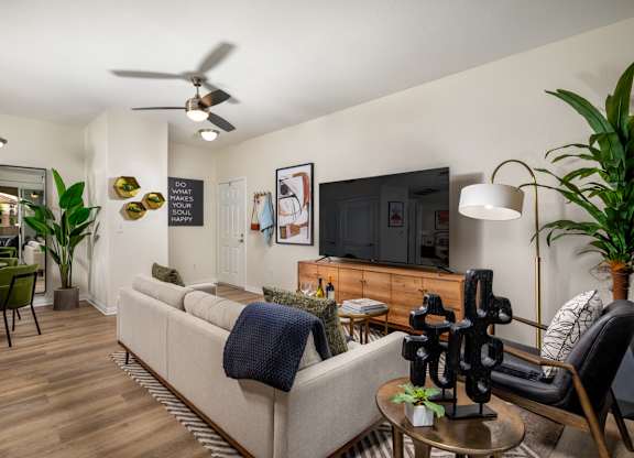 Living room at Tuscany Ridge Apartments