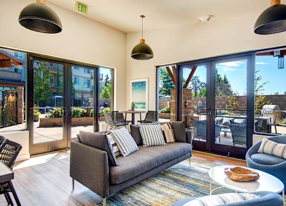 Resident Lounge at The Pacifica Apartments, Tacoma, WA