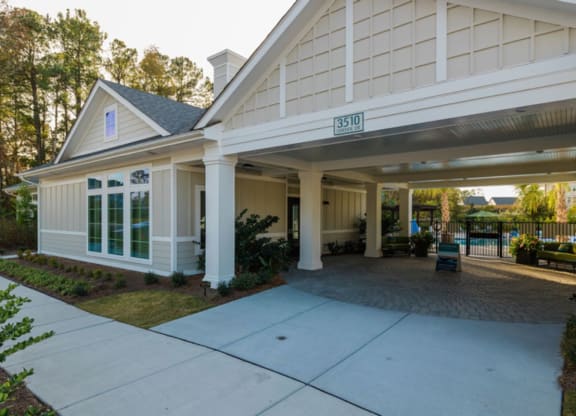 the preserve at ballantyne commons apartment patio