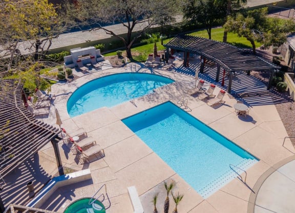 Community pool