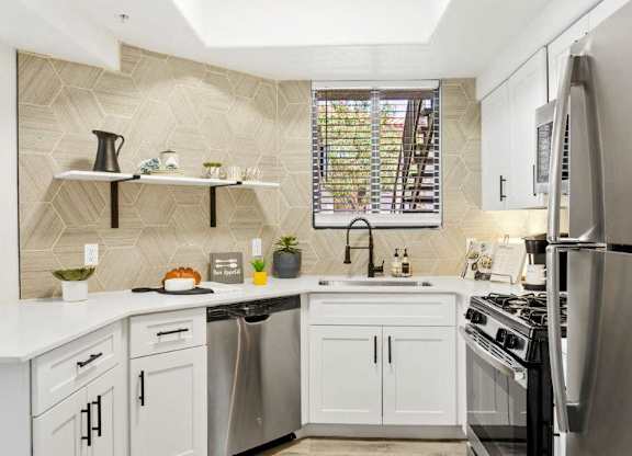 San Portella, Tempe, AZ, Kitchen