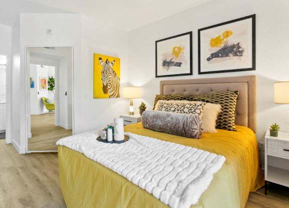 San Portella, Tempe, AZ, Bedroom