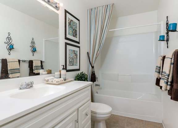 Bathroom at Softwind Point Apartments