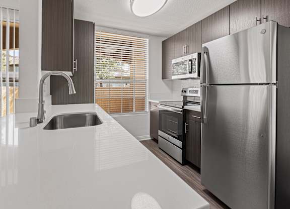 Kitchen at Solana Ridge Apartments