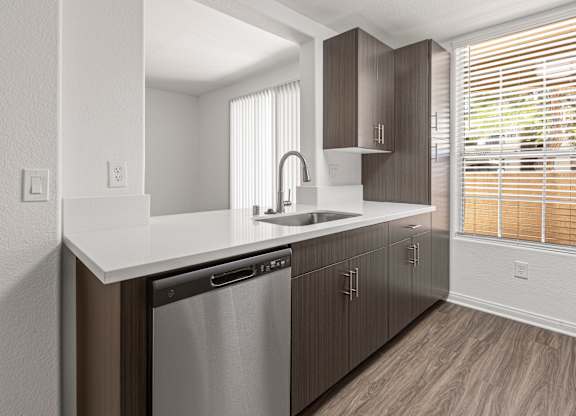 kitchen at Solana Ridge Apartments