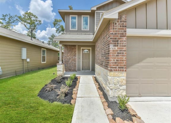 Walking Path at The Village at Caney Mills, Conroe, TX