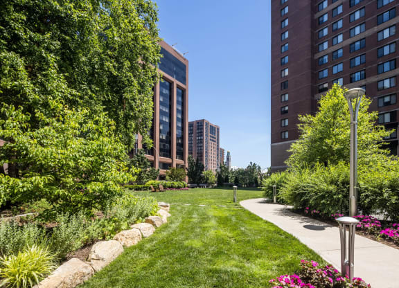 Green Space Walking Trails at 15 Bank Apartments, New York