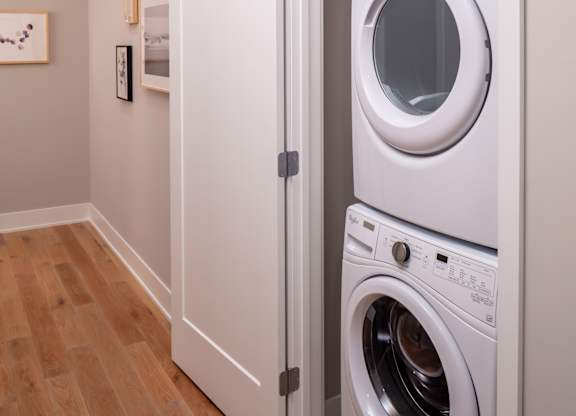 Full-Sized Washer And Dryer at 365 Nicollet, Minneapolis, MN, 55401