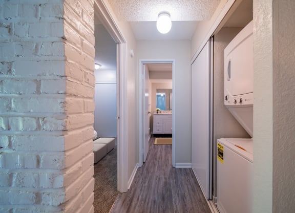 Interior - Washer & Dryer