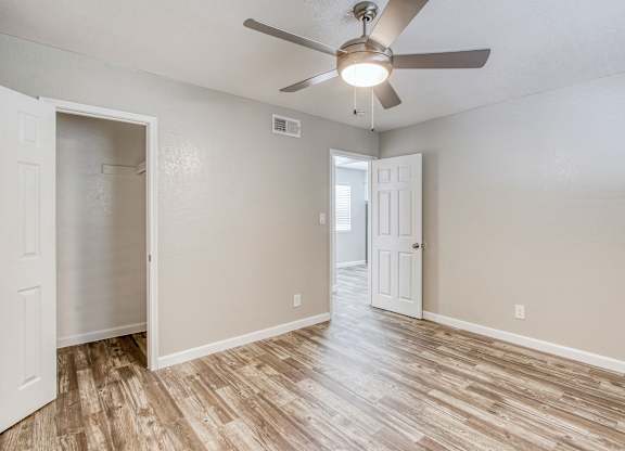 Bedroom with ceiling fan