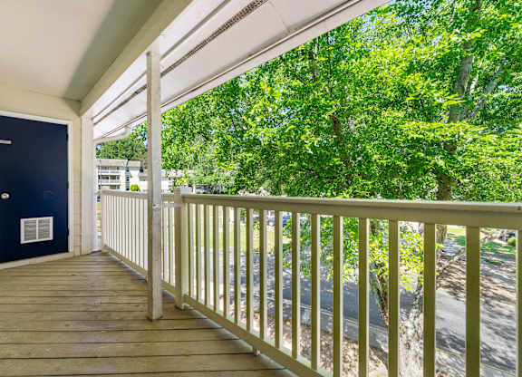 Private patio at Bradford Gwinnett & Townhomes in Norcross, GA 30071