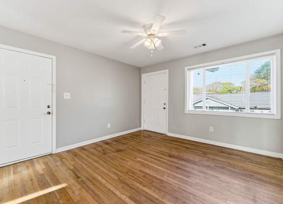 Living room at Gardens at Washington Park in Atlanta, GA 30314