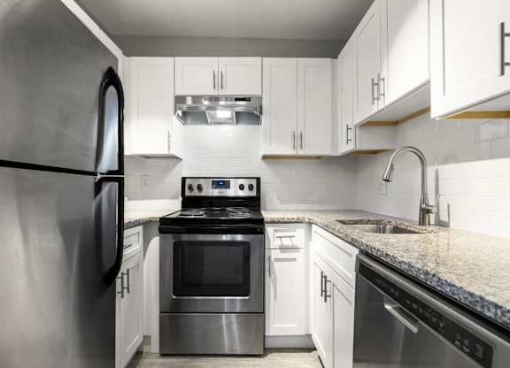 Kitchen at Georgian Oaks Apartments l & ll* Apartments, Smyrna , GA