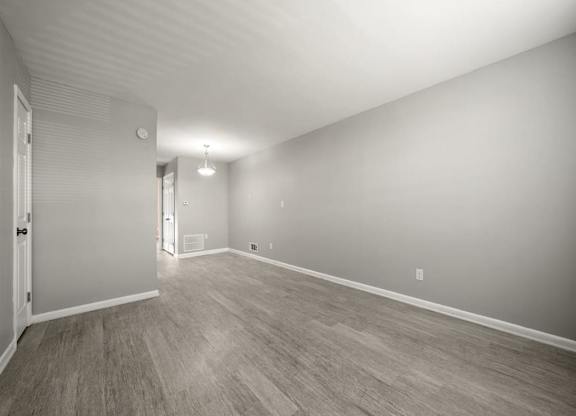 Wooden flooring at Georgian Oaks Apartments l & ll* Apartments, Georgia, 30080