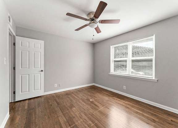 Ceiling Fans In rooms To Keep You Cool And Energy Efficient  at Gardens at Washington Park, Georgia , 30314