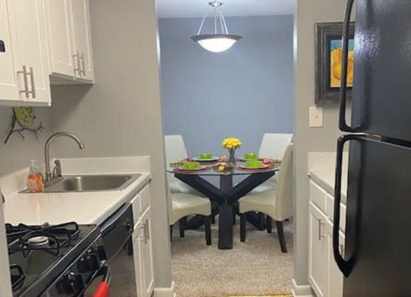 dining room from kitchen at Laurel Oaks, Raleigh