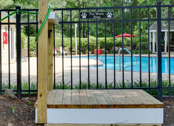 Pet Wash Area at Laurel Oaks, Raleigh, North Carolina