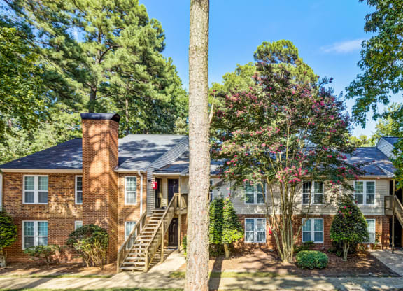 Exterior View at Madison Hunters Glen, North Carolina, 27606